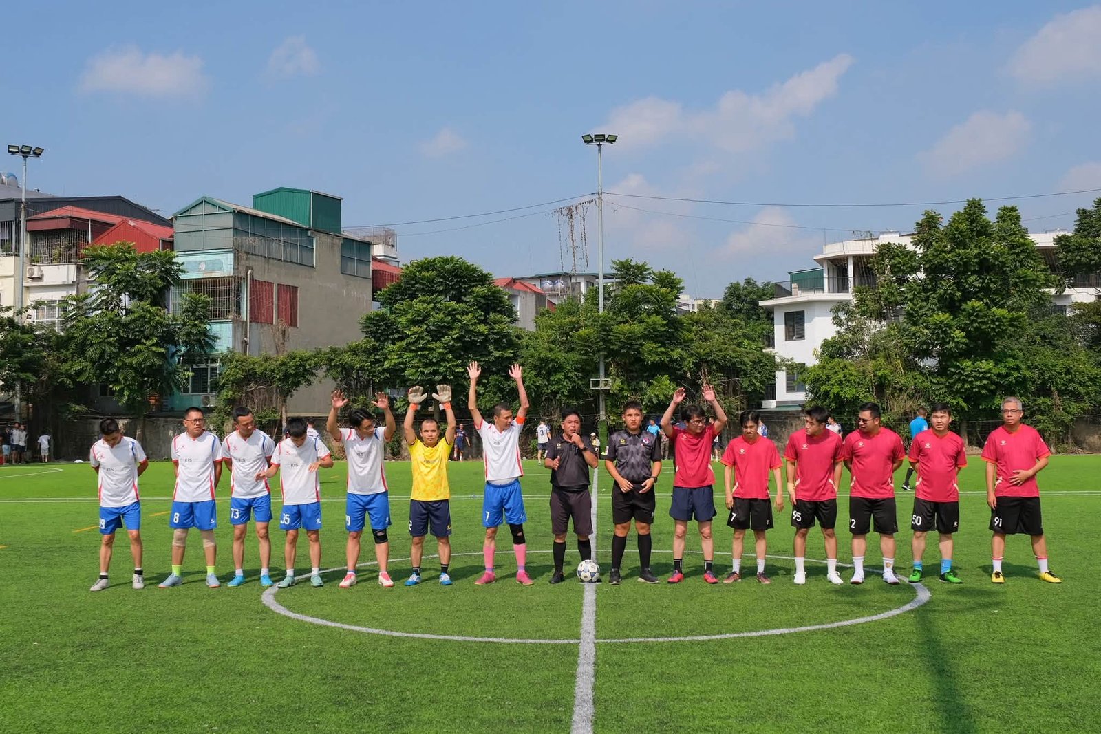 KIS베트남증권, 베트남 증권업 30주년 축구대회 4강 진출… 아세안증권 4-1 완파