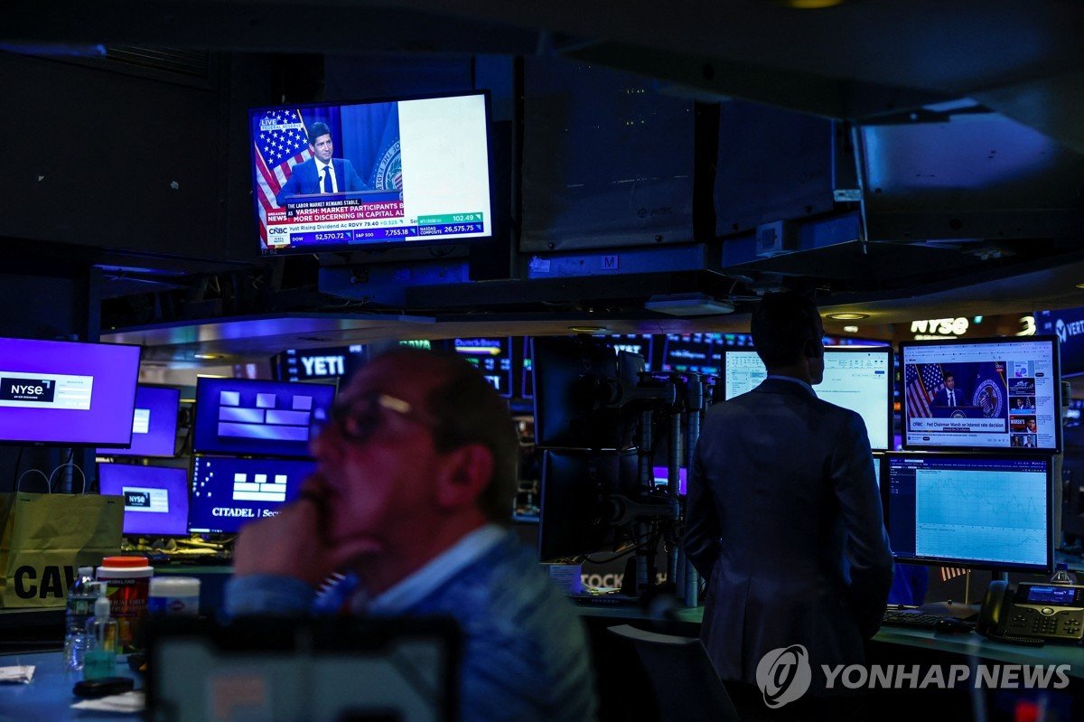 뉴욕증시 3일 연속 상승…FOMC 금리 동결·AI·반도체 랠리