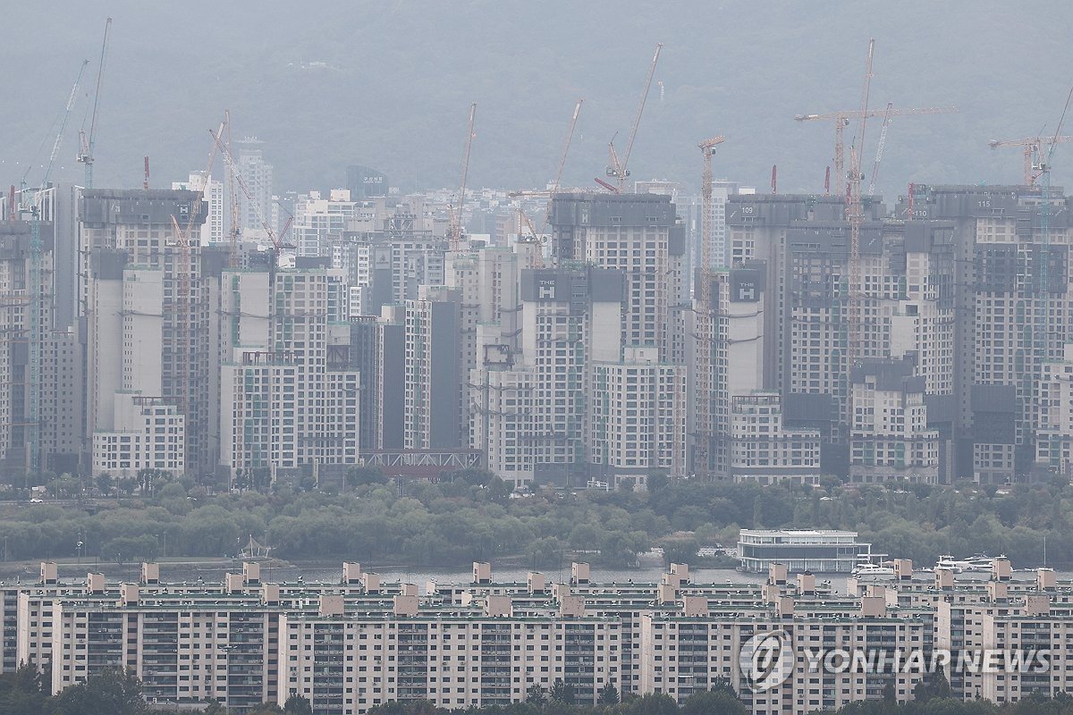 서울 아파트 재산세 3조원 돌파…1년 새 4,781억 급증