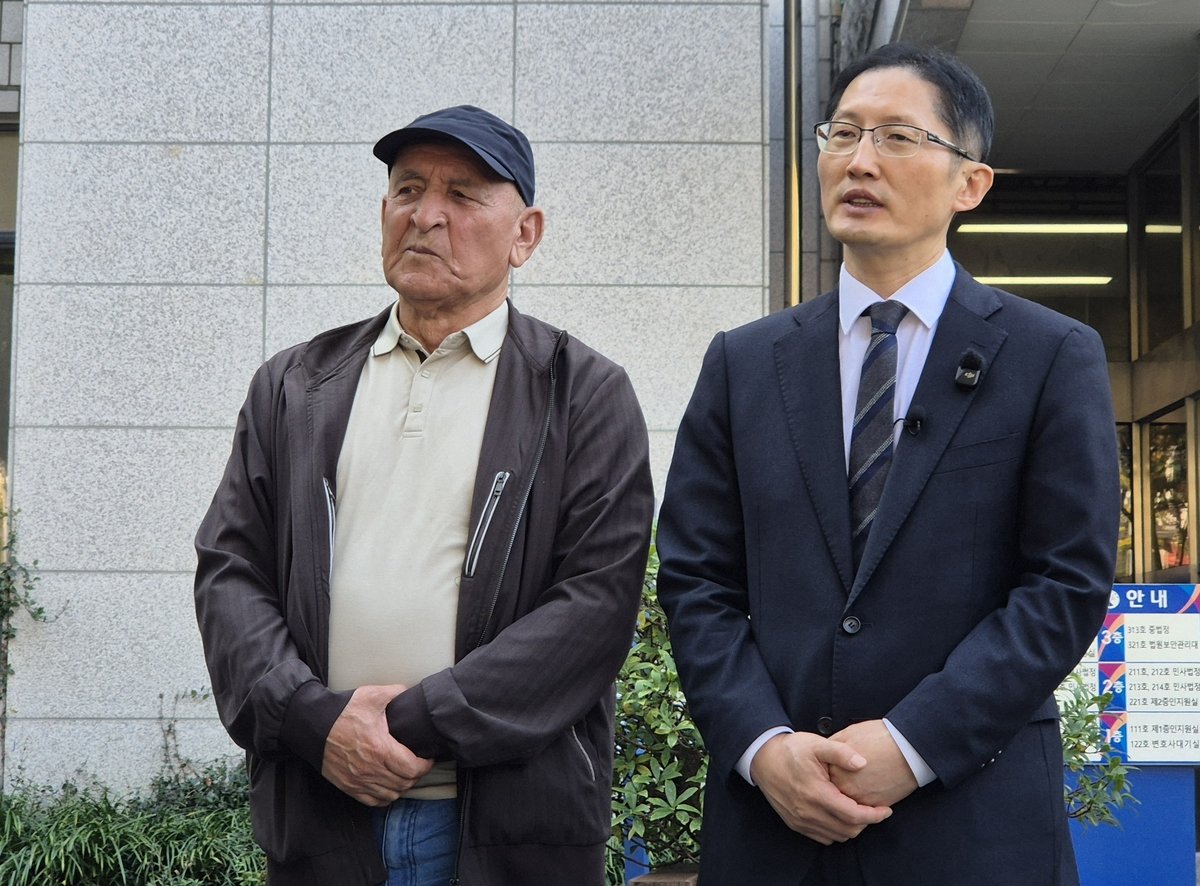 창원 택시기사 살인 사건, 우즈베키스탄인 아크말 재심 개시