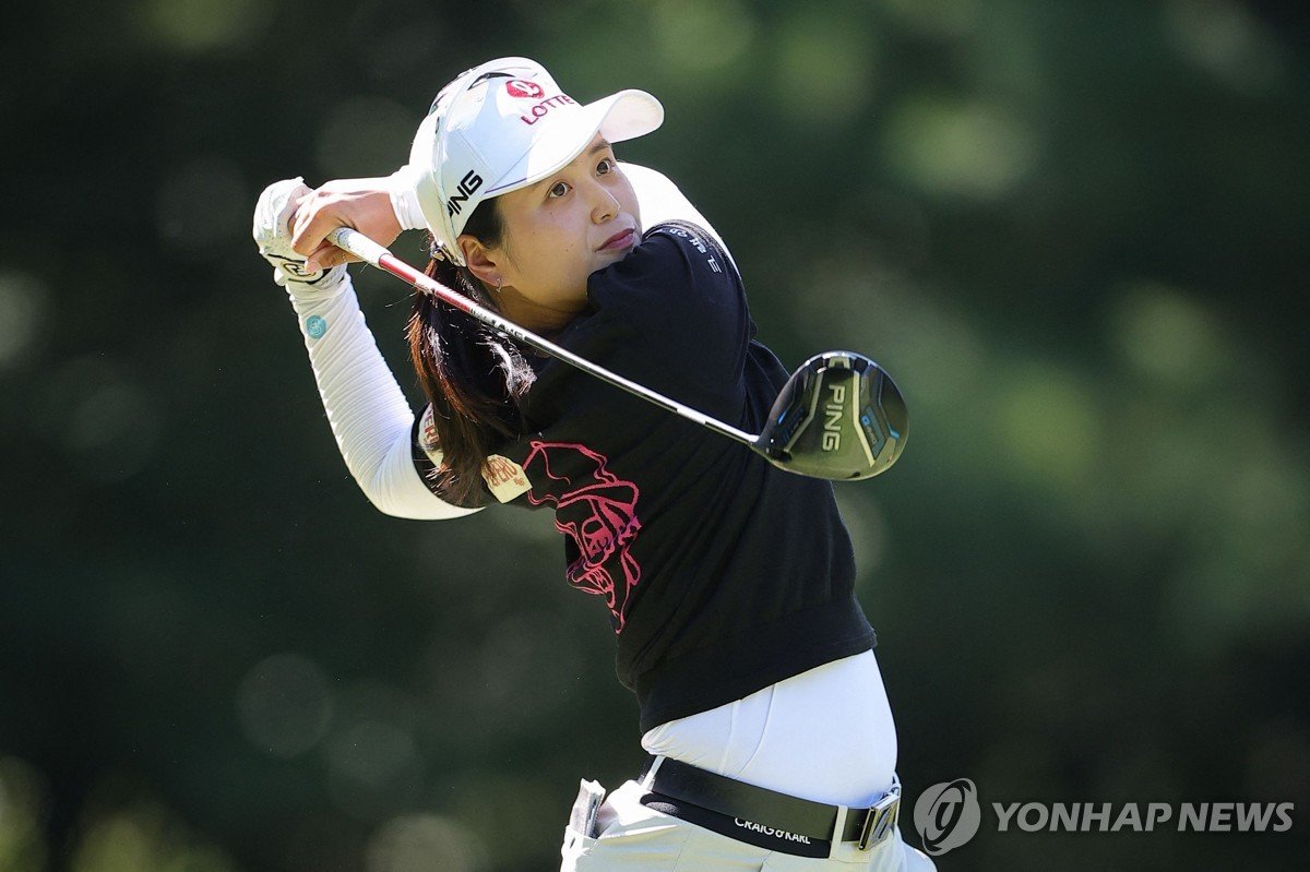 최혜진, LPGA 상하이 첫 라운드 64타 단독 선두