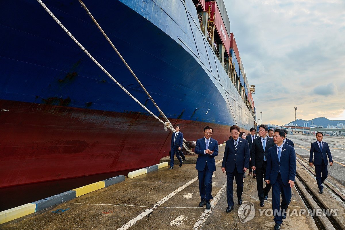 한국, 러시아 관계 개선 행보…유럽 동맹국 우려 고조